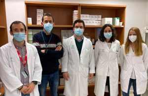 El Hospital de Valme analiza cómo influye la complejidad farmacoterapéutica en la calidad de vida de pacientes VIH